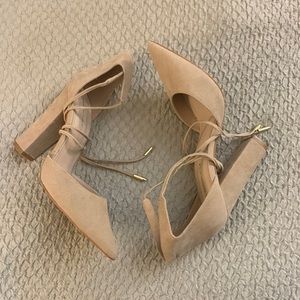 NWOT Lace up heels